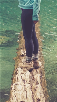 Girlfriend Lake Green Nature Water Cold wallpaper