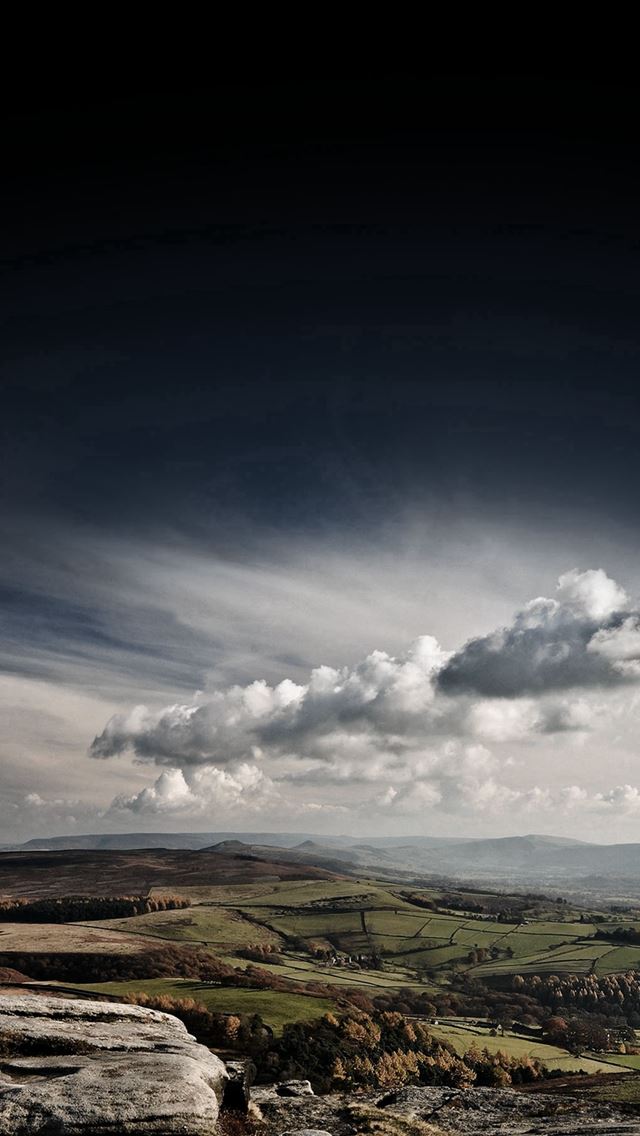 640x1136 Small Town Dark Mountain Green Trees - hill iPhone Wallpaper