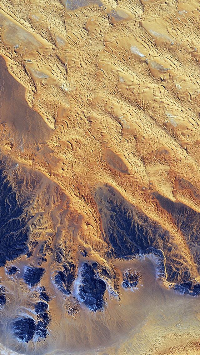 640x1136 Sahara Desert Earthview Yellow Blue Pattern Nature - yellow iPhone Wallpaper