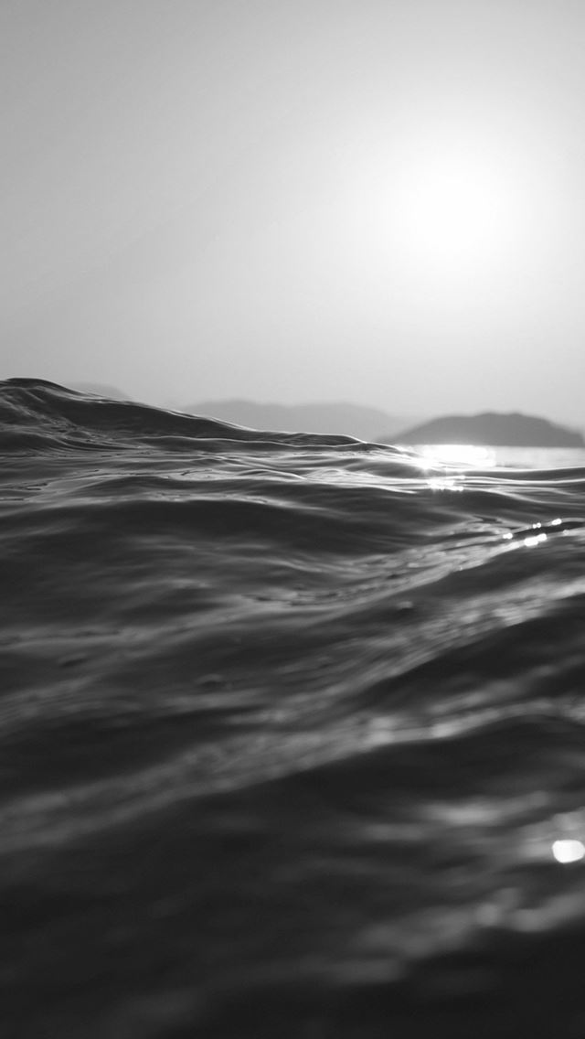 640x1136 Sea Dive Wave Dark Summer Ocean Nature Bw - sunshine iPhone Wallpaper