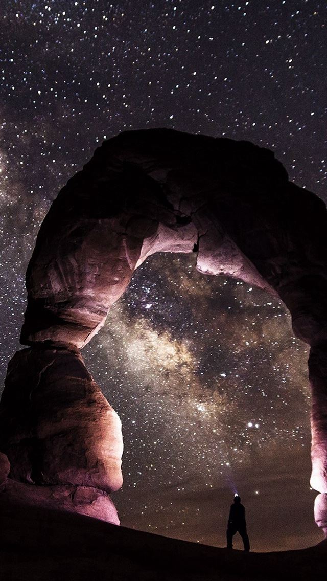 640x1136 Night Sky Mountain Star Space Nature - pink iPhone Wallpaper