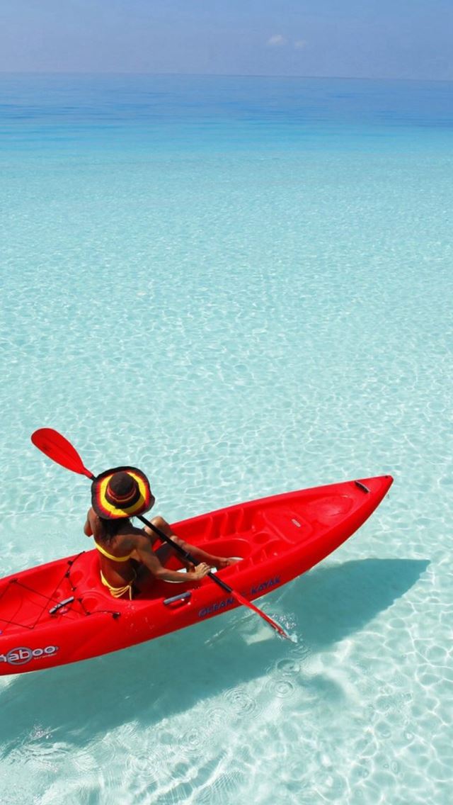 640x1136 Canoeing Shadow Clear Ocean Endless Skyline Sea - yellow iPhone Wallpaper