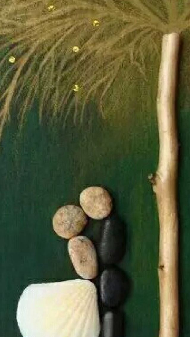 640x1136 Pebble Stack Shell Design Kissing Couple Artwork - couple iPhone Wallpaper