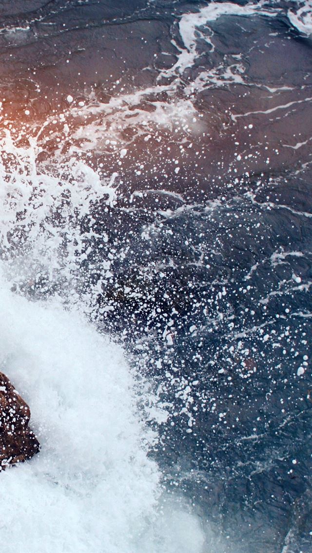 640x1136 Rock Wave Sea Ocean Nature Blue Flare - bubble iPhone Wallpaper
