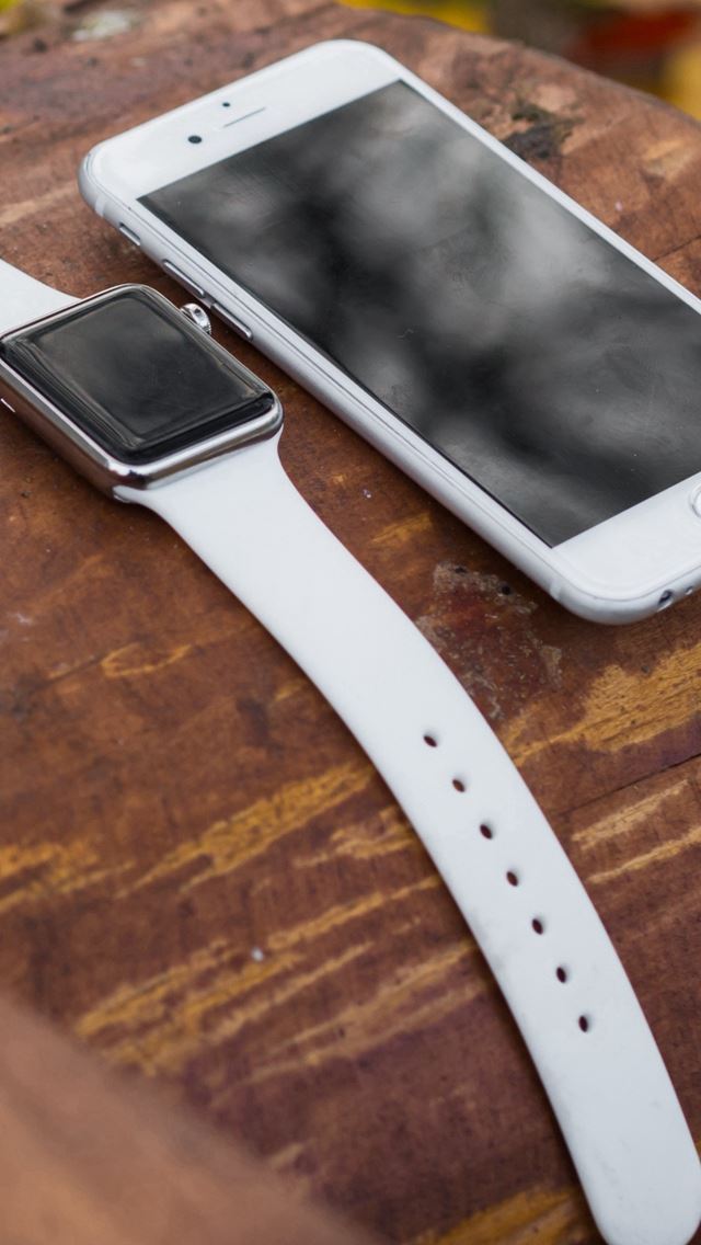640x1136 Apple Iphone Iwatch - yellow iPhone Wallpaper