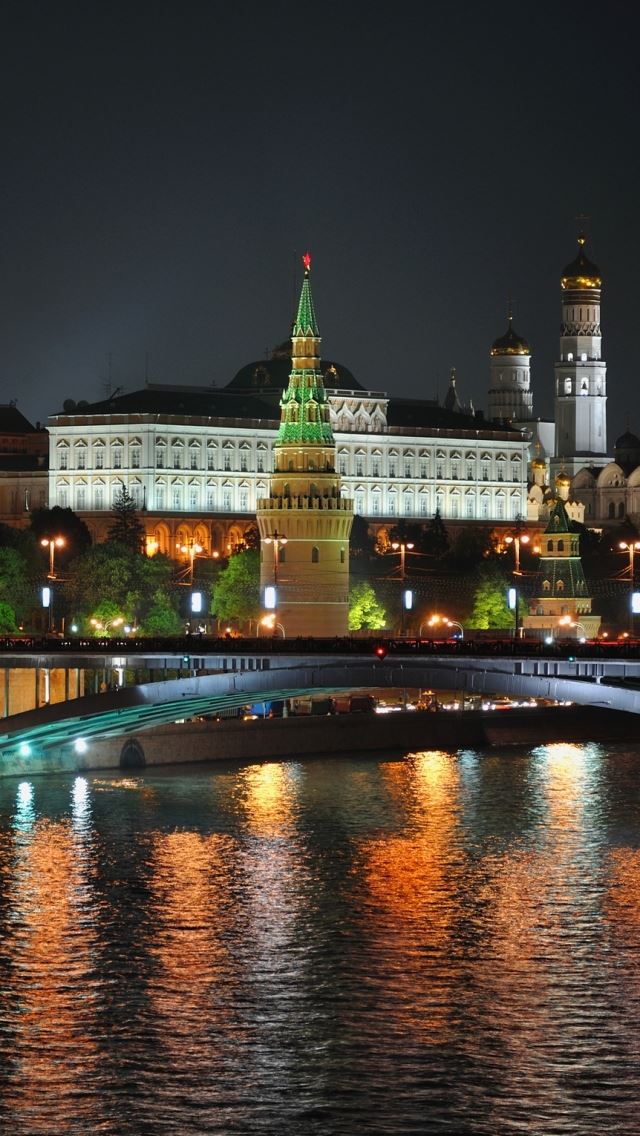 640x1136 City Moscow Night Lights Bridge Reflection River - moscow iPhone Wallpaper