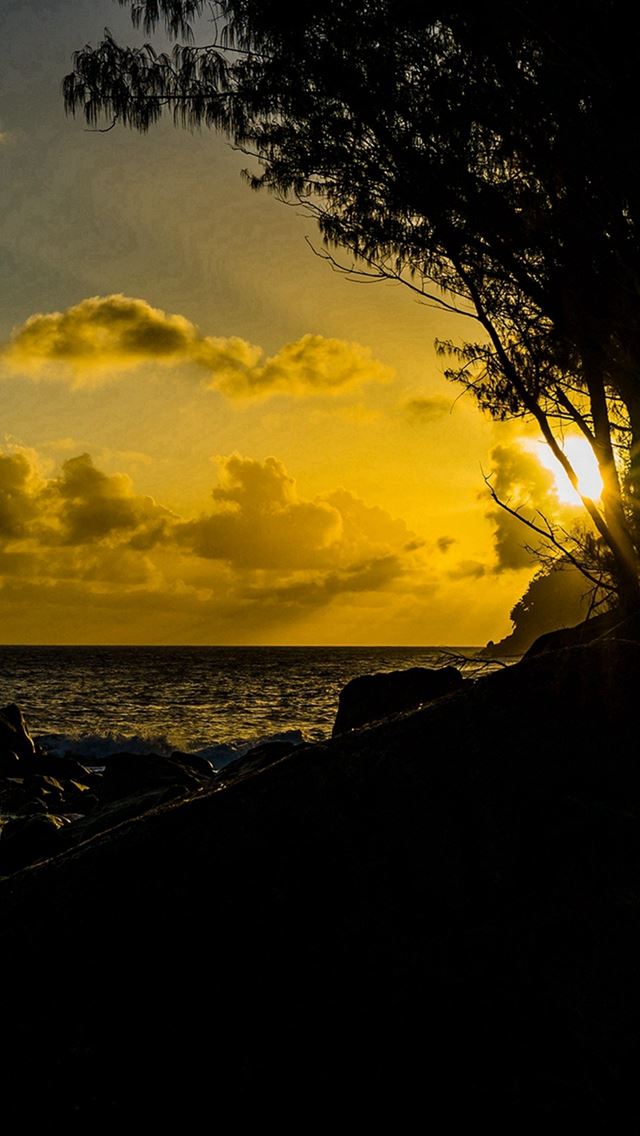 640x1136 Sunset Dark Mountain Lake Nature - trees iPhone Wallpaper