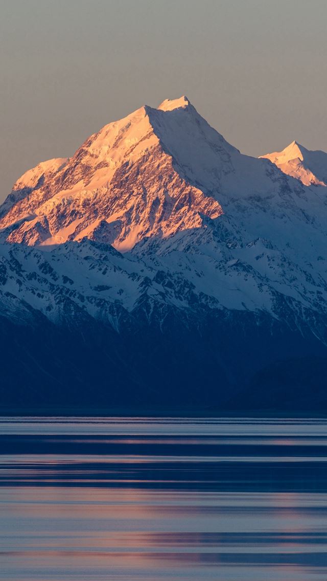New Zealand Aoraki Mount Cook National Park iPhone wallpaper 