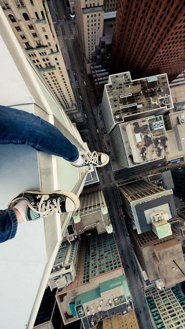 640x1136 Hanging Above New York Feet In Air - buildings iPhone Wallpaper