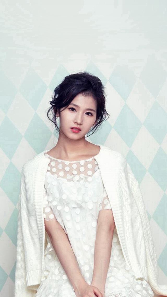 640x1136 Sana Girl Kpop Twice - pure iPhone Wallpaper