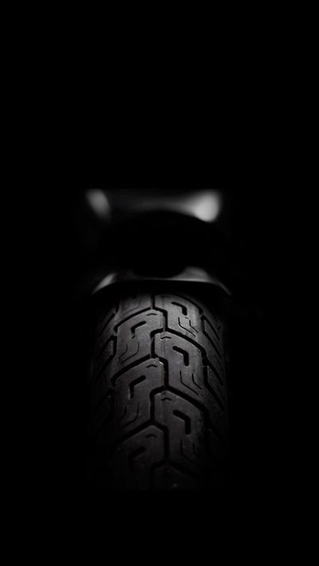 2,768 Burst Car Tire On Road Royalty-Free Images, Stock Photos & Pictures |  Shutterstock