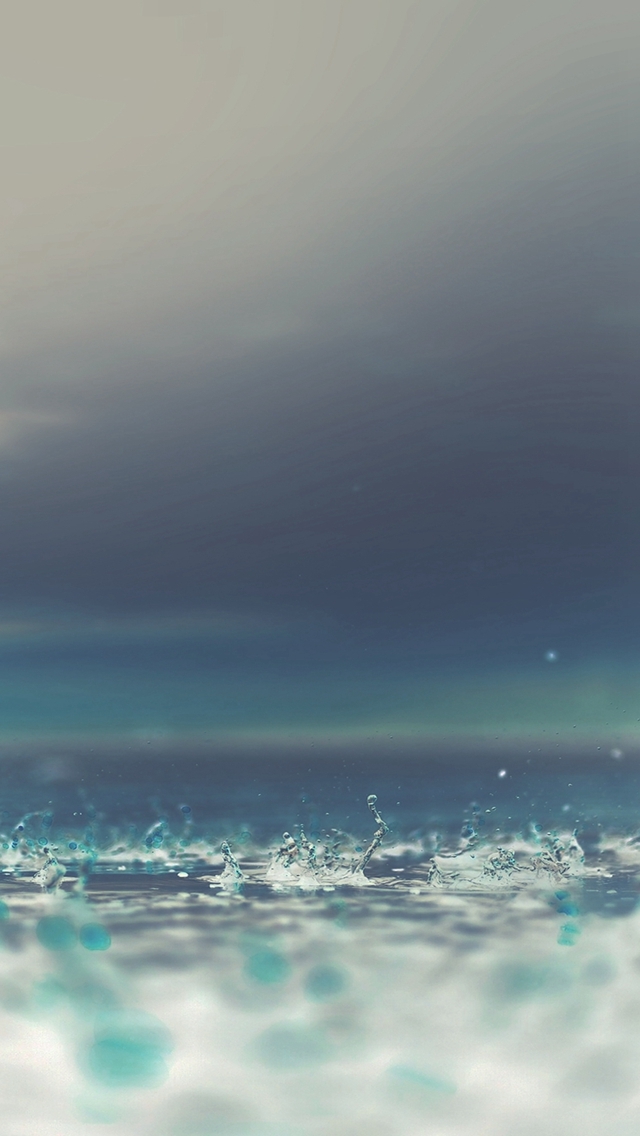 640x1136 Rain drop on blue afternoon - bokeh iPhone Wallpaper