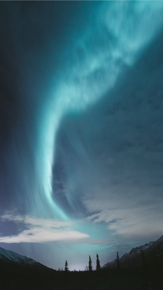 640x1136 Aurora over Alaska - northern light iPhone Wallpaper