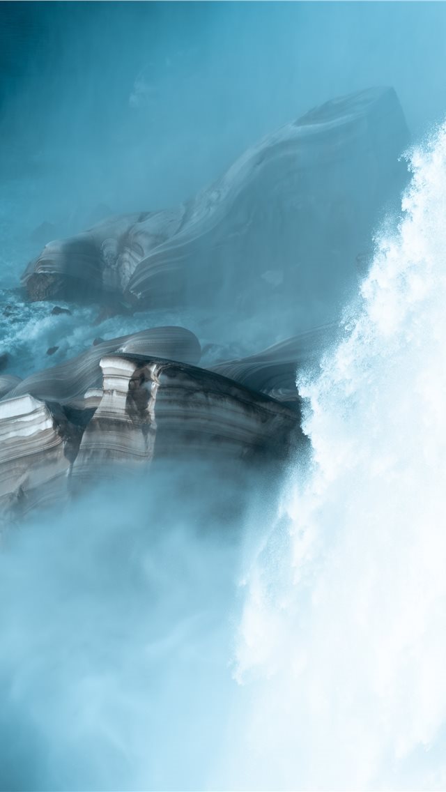 640x1136 Roaring Falls - summer iPhone Wallpaper