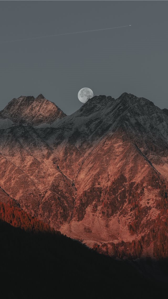 640x1136 White moon -  iPhone Wallpaper
