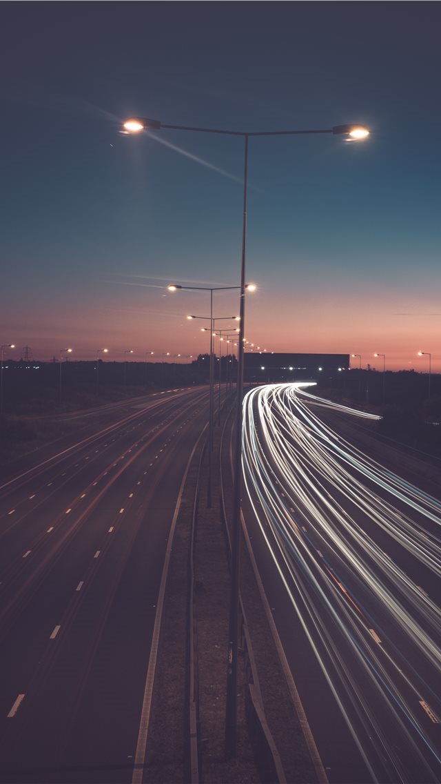 640x1136 Streaks - car iPhone Wallpaper
