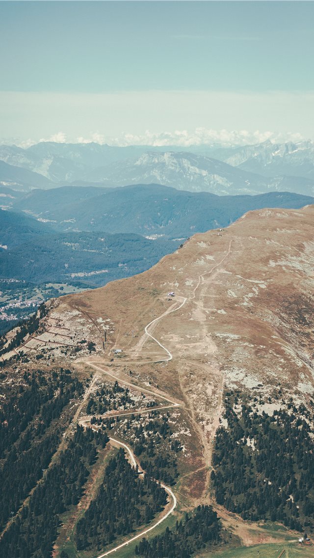 640x1136 Summer in the ski resort - ski iPhone Wallpaper