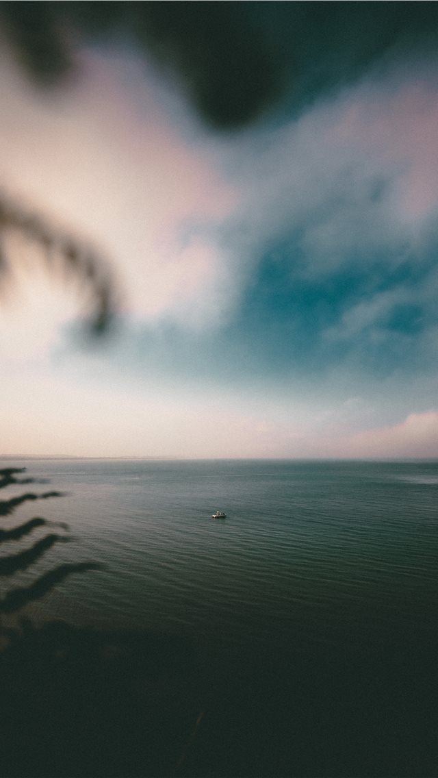 640x1136 Old Harry Rocks  United Kingdom - boat iPhone Wallpaper