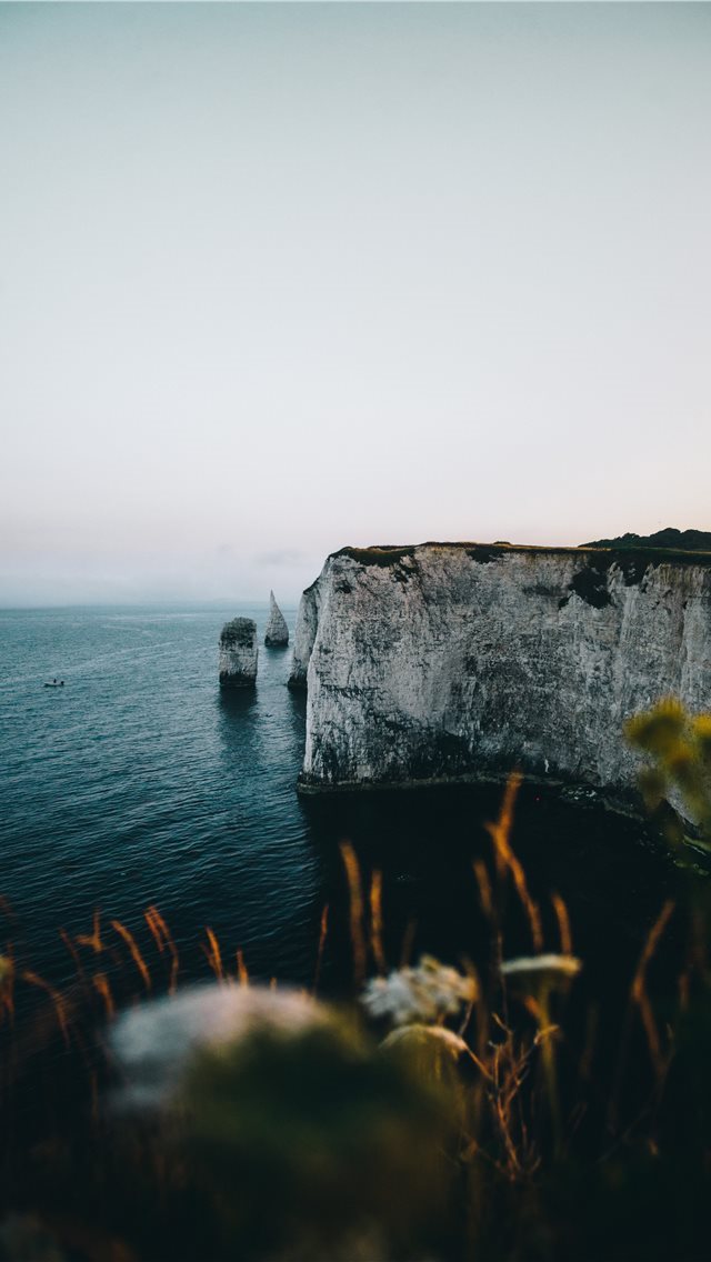 640x1136 Old Harry Rocks  United Kingdom - summer iPhone Wallpaper