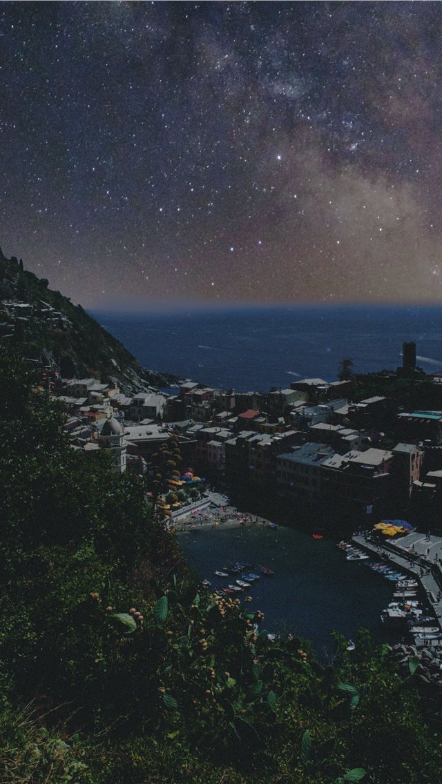 640x1136 The Oceanside Observer - vernazza iPhone Wallpaper