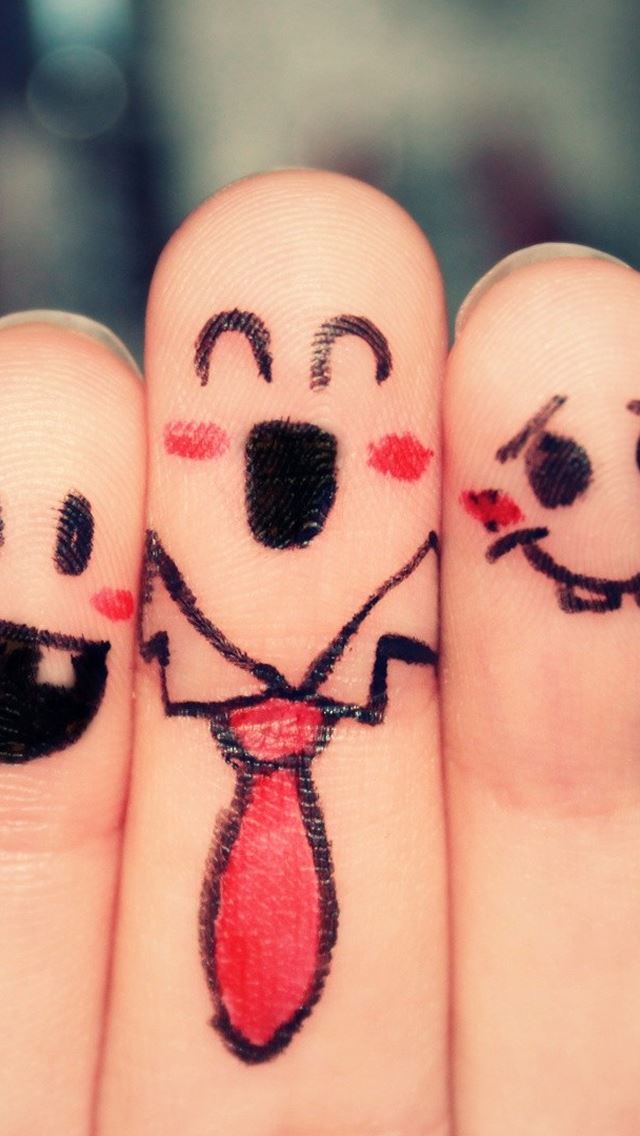 640x1136 Humor Friends Fingers - fun iPhone Wallpaper