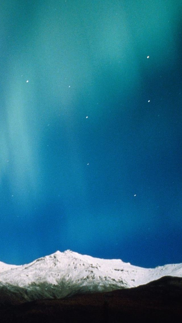 640x1136 Aurora Borealis over peaks - aurora iPhone Wallpaper