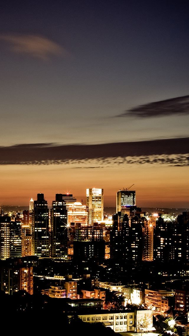 640x1136 Night Scenes of Taipei - taipei iPhone Wallpaper