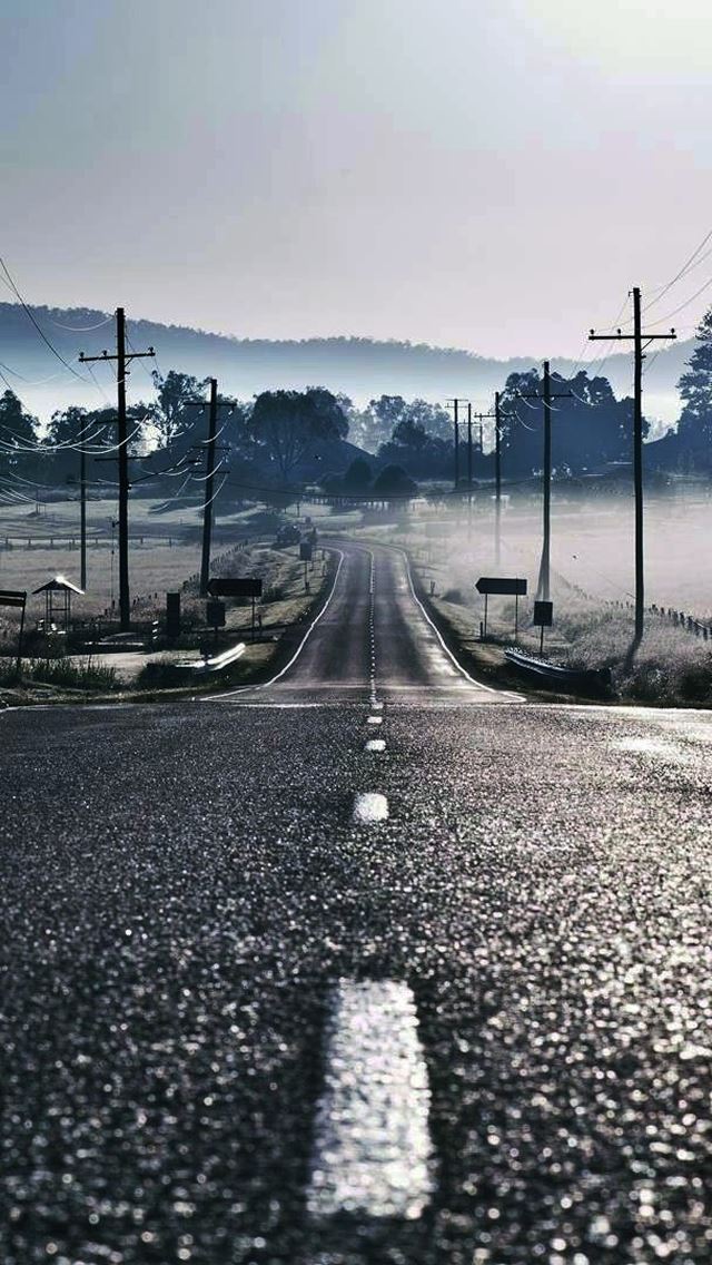 640x1136 Road to Fog -  iPhone Wallpaper
