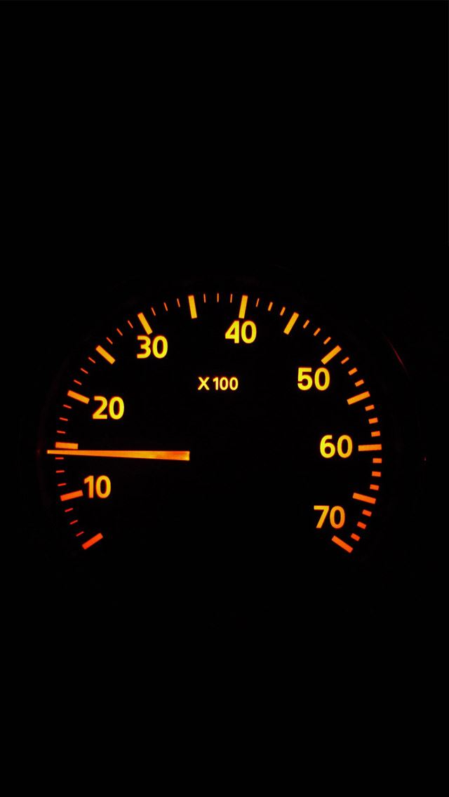 640x1136 Calm racer -  iPhone Wallpaper
