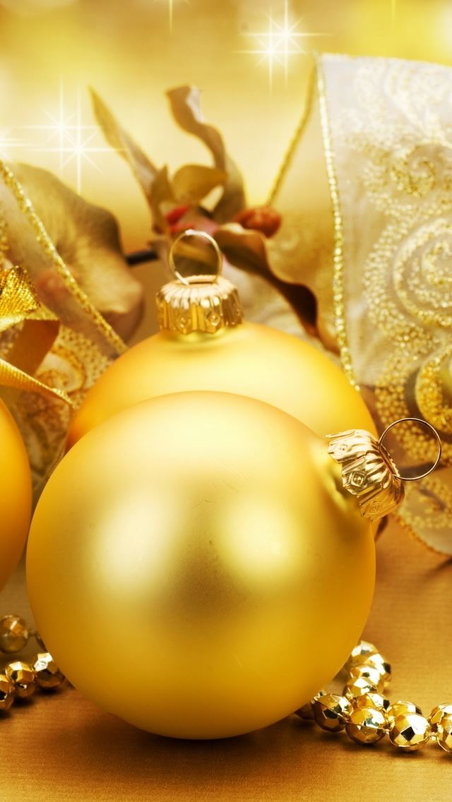 640x1136 Christmas Globes -  iPhone Wallpaper