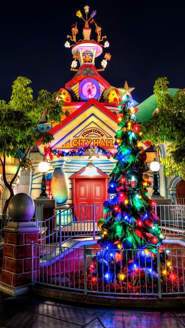 640x1136 Disney Toontown -  iPhone Wallpaper