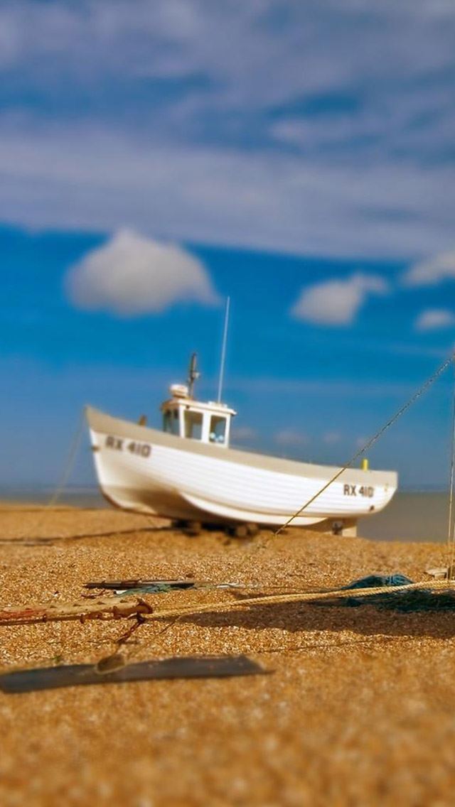 640x1136 Parked boat -  iPhone Wallpaper