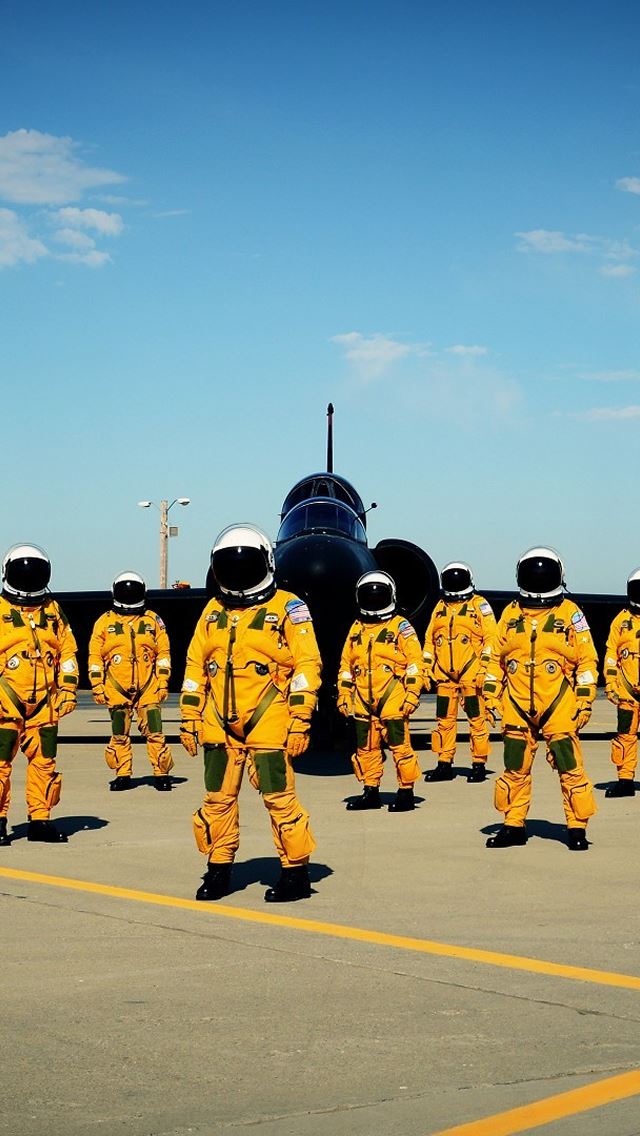 640x1136 Army Battleplane - war iPhone Wallpaper