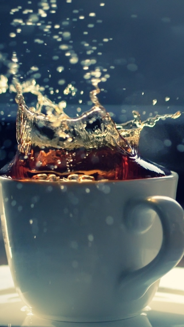 Splash In A Tea Cup iPhone wallpaper 