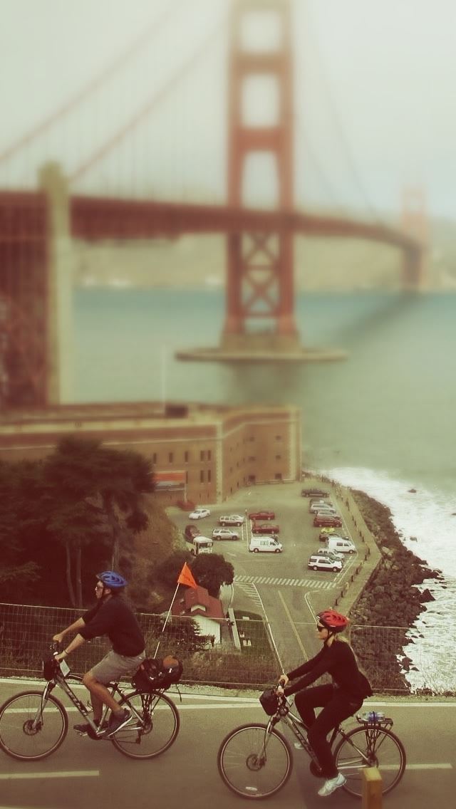 640x1136 Biking In San Francisco - francisco iPhone Wallpaper