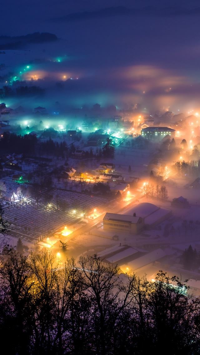 640x1136 Winter Night In Pregrada - winter iPhone Wallpaper