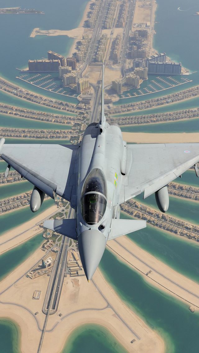 640x1136 Eurofighter Typhoon - sea iPhone Wallpaper