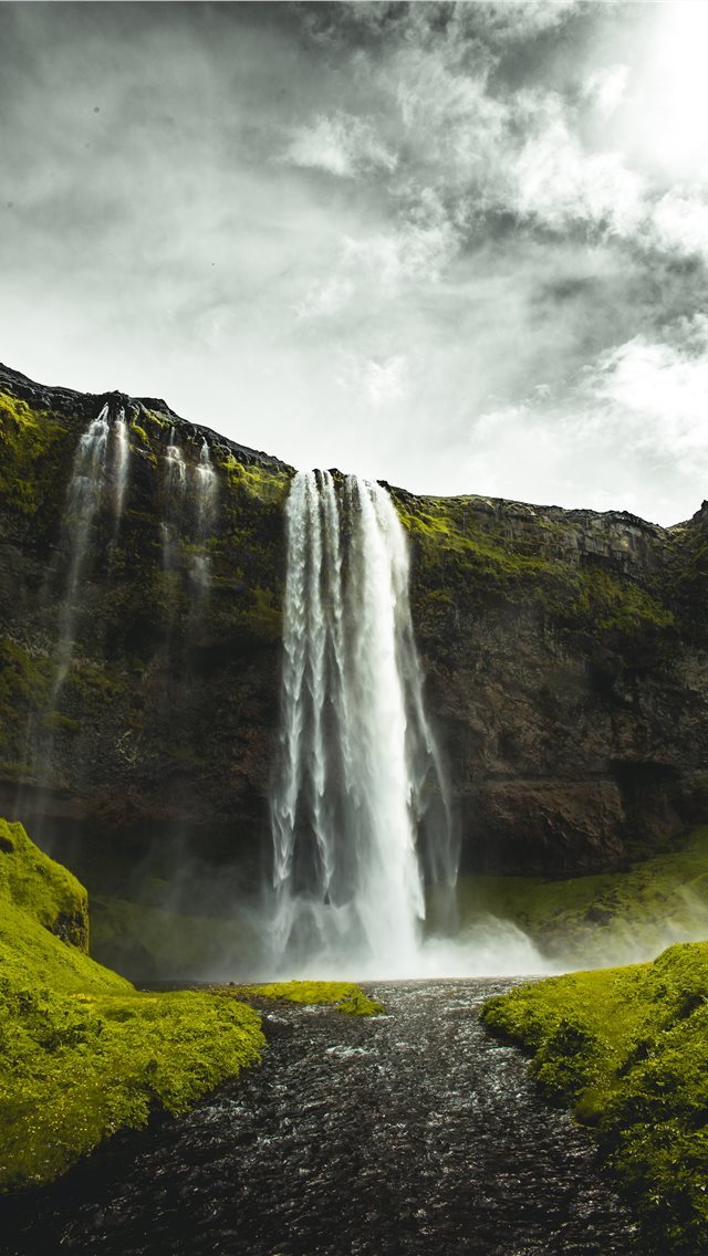 640x1136 Overflow - iceland iPhone Wallpaper