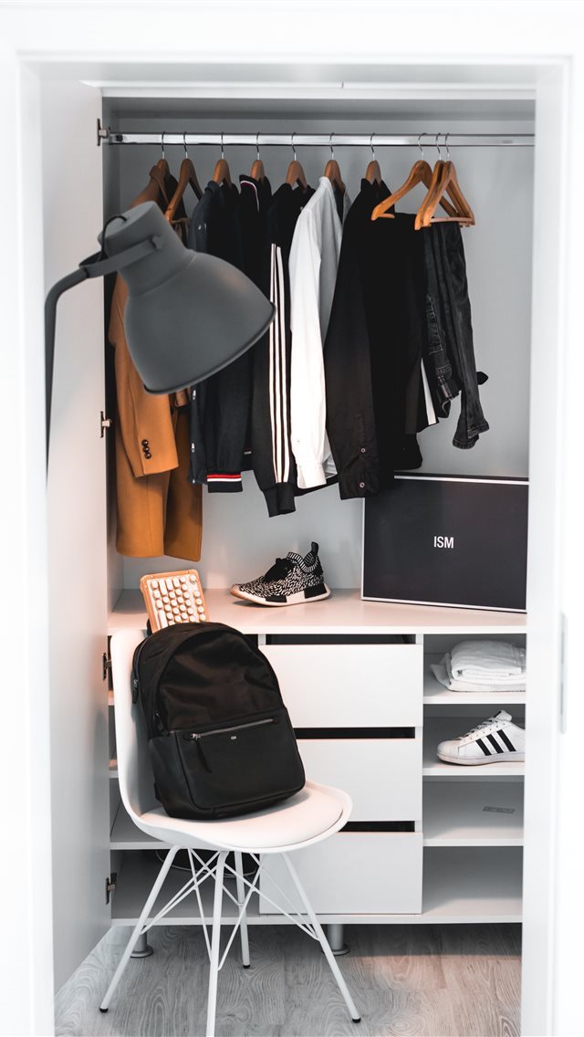 640x1136 Minimal Closet - bag iPhone Wallpaper