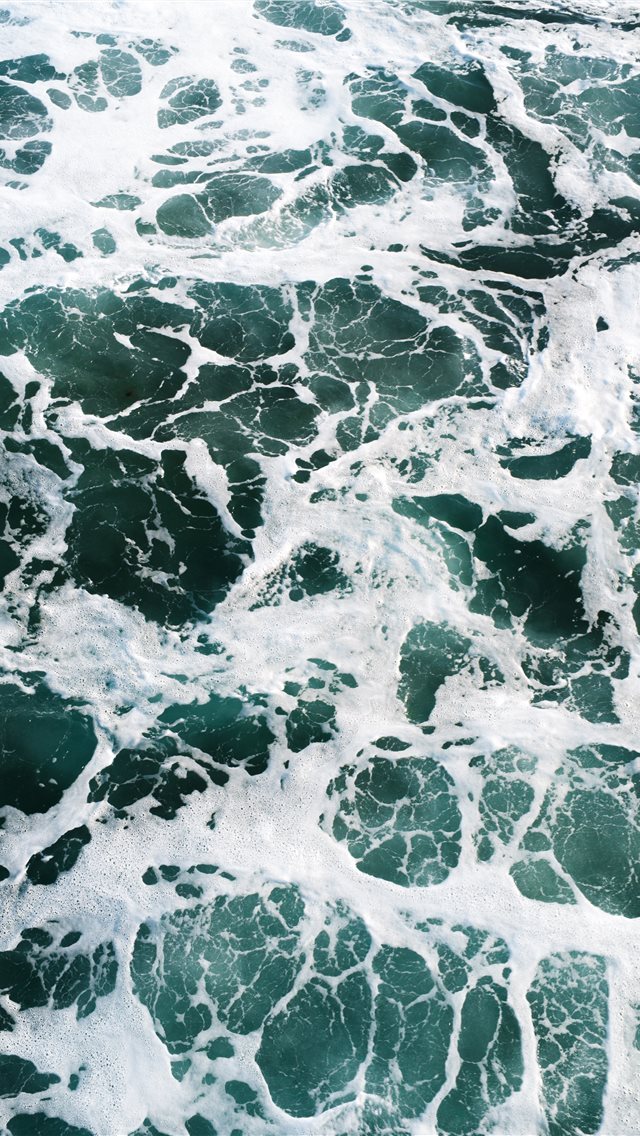 640x1136 Don’t sink - foam iPhone Wallpaper
