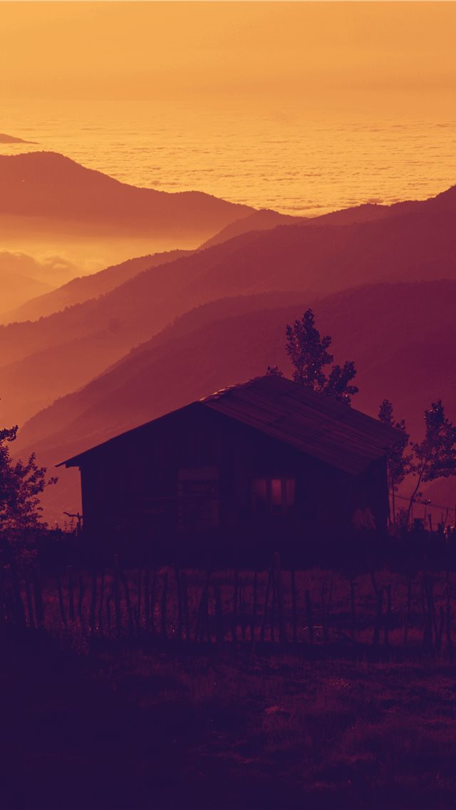 640x1136 Cottage Over Clouds -  iPhone Wallpaper