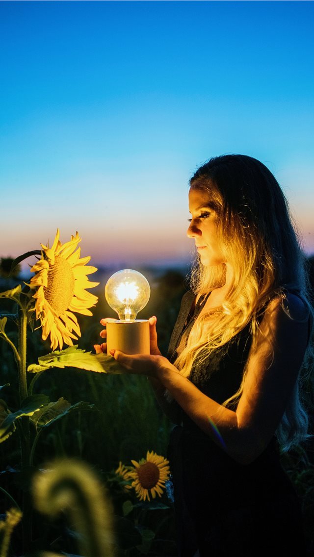 640x1136 Guided by the light - country iPhone Wallpaper