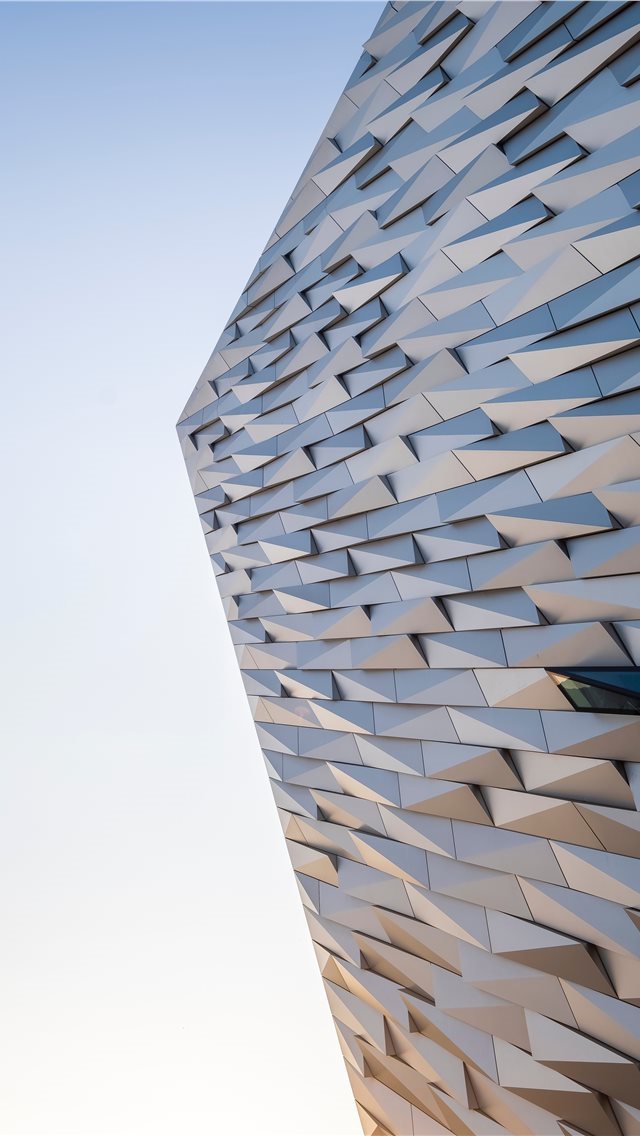 640x1136 Titanic Belfast - shape iPhone Wallpaper
