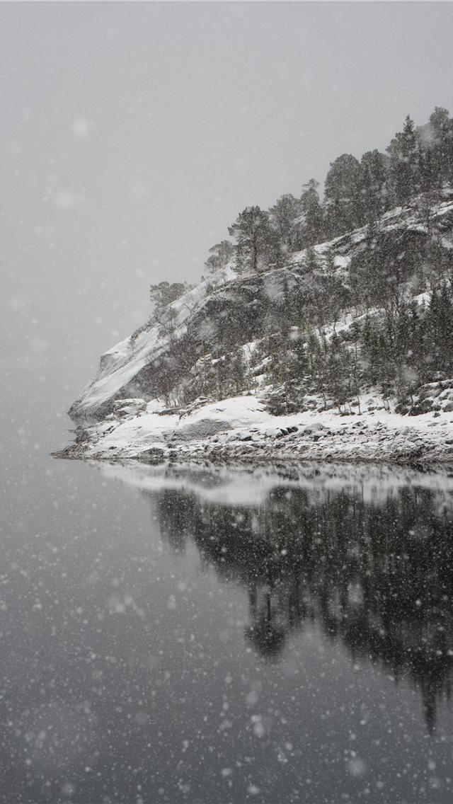 640x1136 All in just a magic moment  - lake iPhone Wallpaper