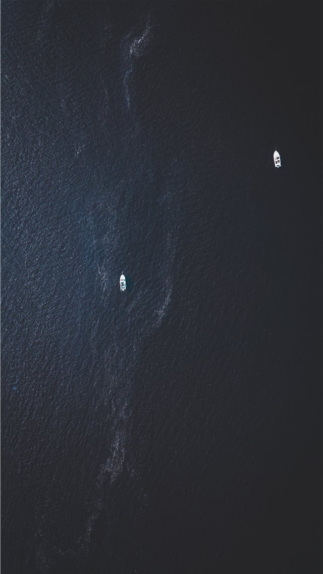 640x1136 Boats - wafe iPhone Wallpaper