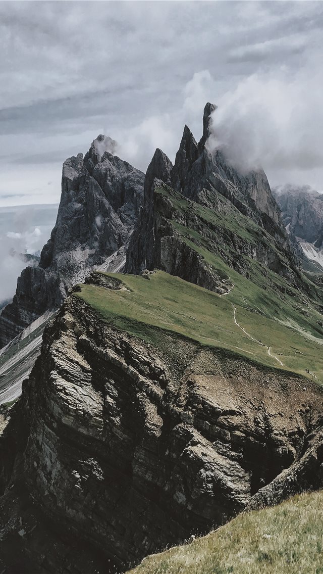 640x1136 Seceda - peak iPhone Wallpaper