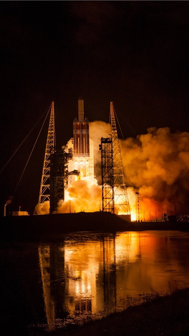 640x1136 Launch of Parker Solar Probe - nasa iPhone Wallpaper