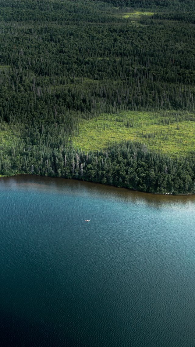 640x1136 Kayaking through Alaska - outdoor iPhone Wallpaper