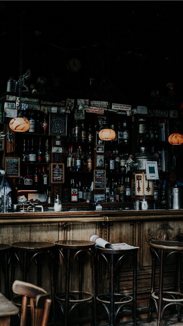 640x1136 Give me everything - restaurant iPhone Wallpaper