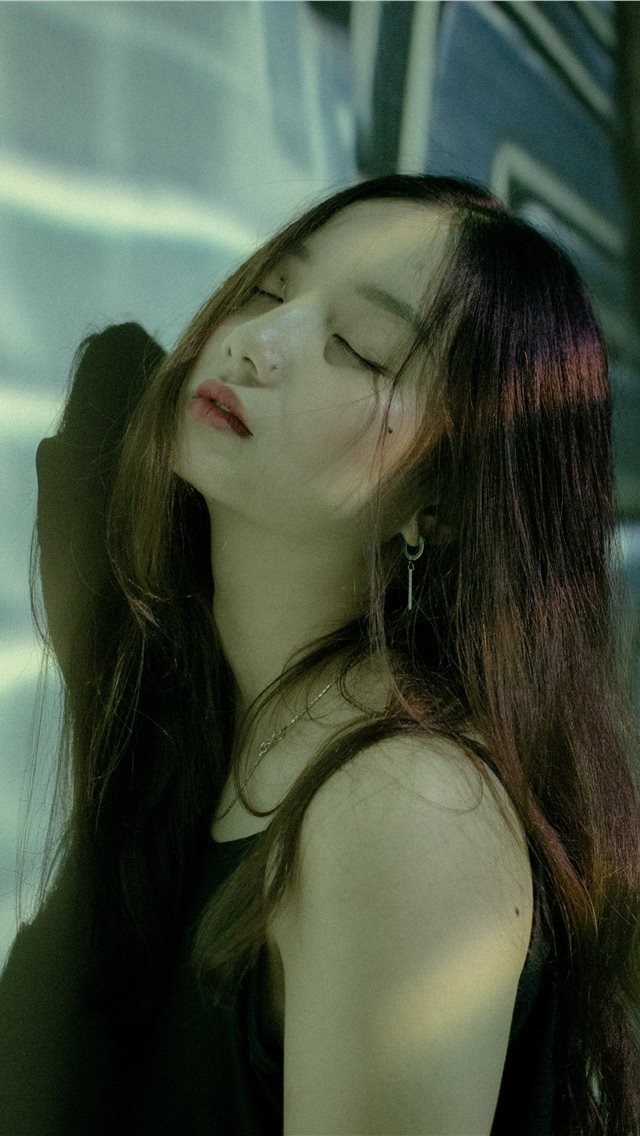 640x1136 Lost - deep iPhone Wallpaper